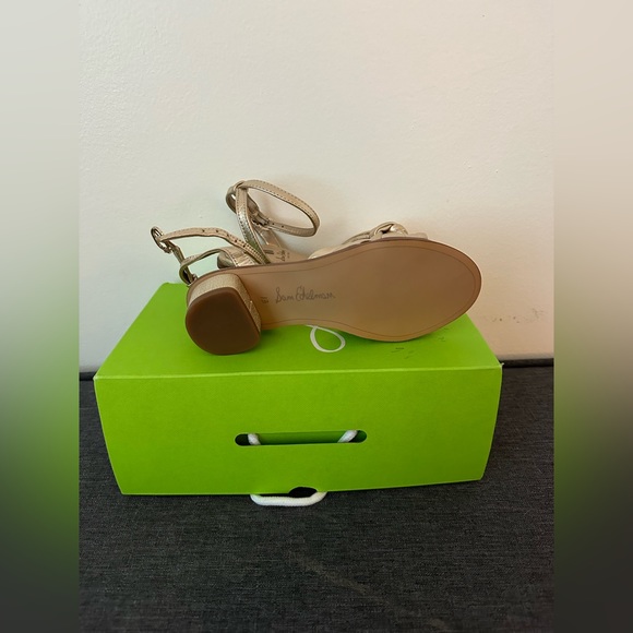 NIB! Sam Edelman Girls gold small heels- size 13 - Picture 4 of 7